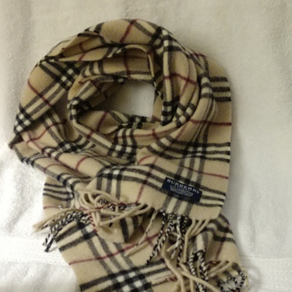 Burberry Accessories - Burberry Classic Nova Wool Scarf